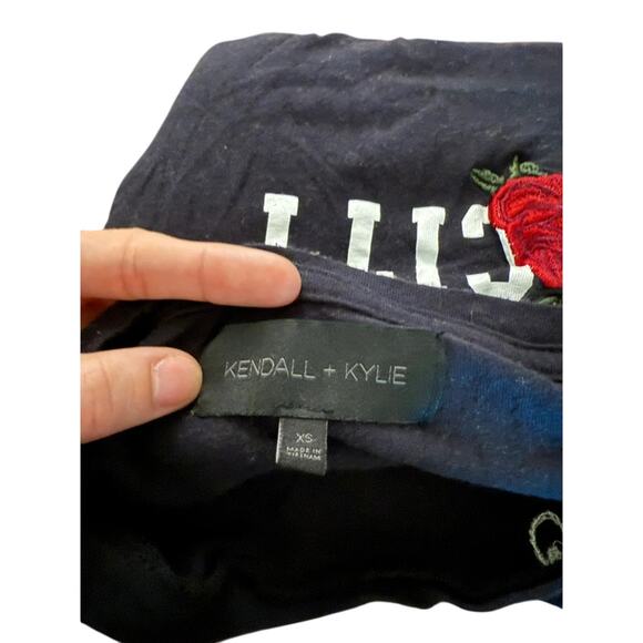 Kendal and Kylie Los Angeles cropped long sleeve - Picture 3 of 3